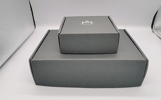 彩色飛機盒包裝 三層（céng）紙箱飛機盒定製